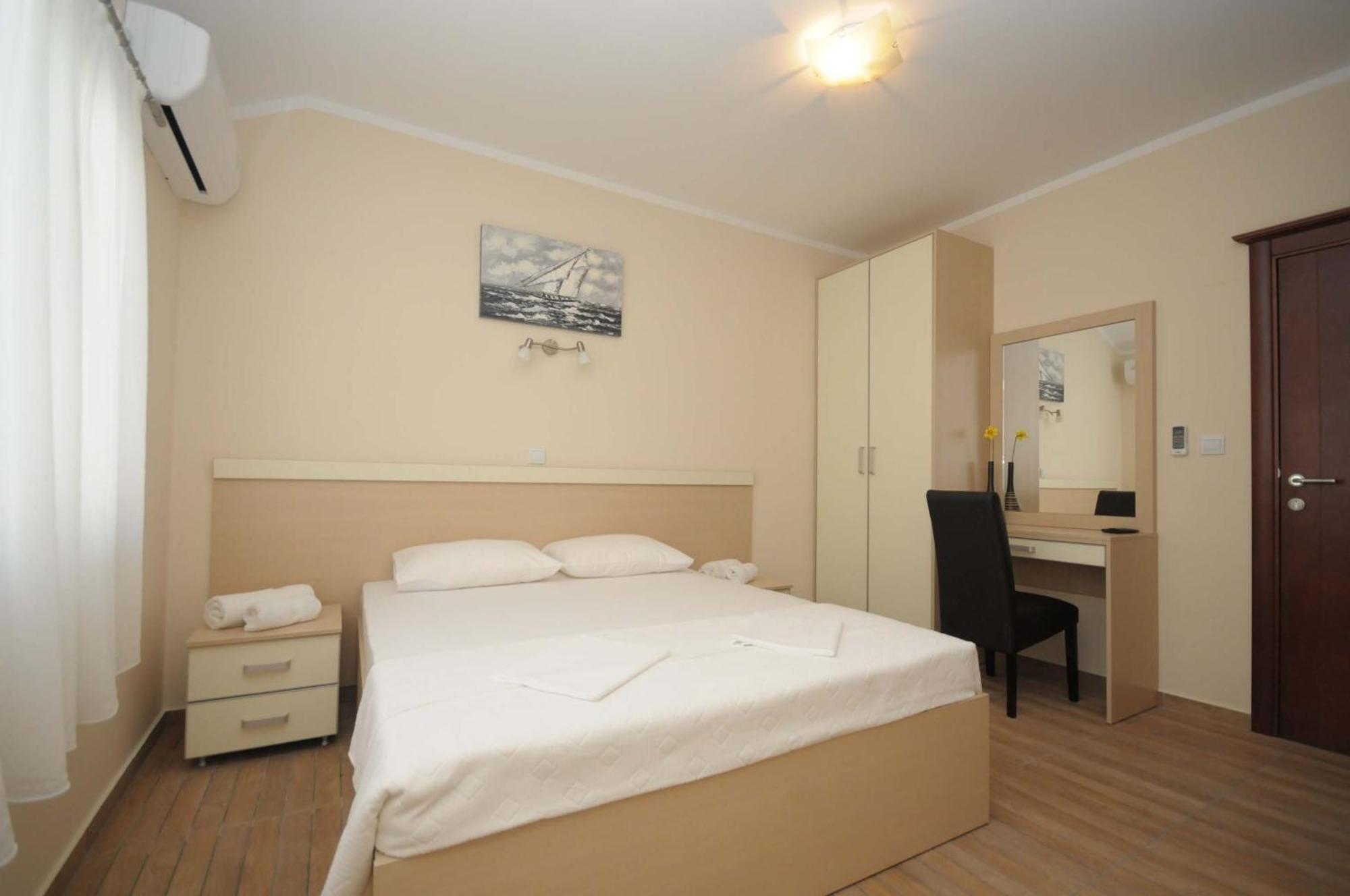Apartments Royal Μπούντβα Δωμάτιο φωτογραφία