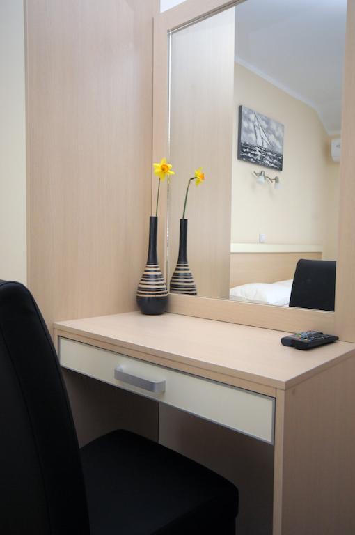 Apartments Royal Μπούντβα Δωμάτιο φωτογραφία
